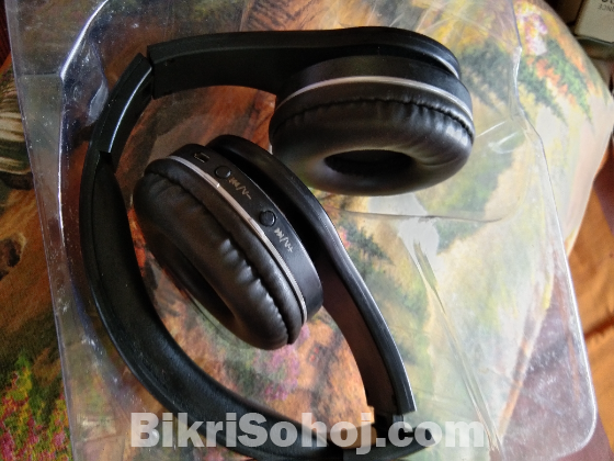 Stereo headphones